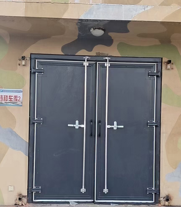 兰州工业平开门