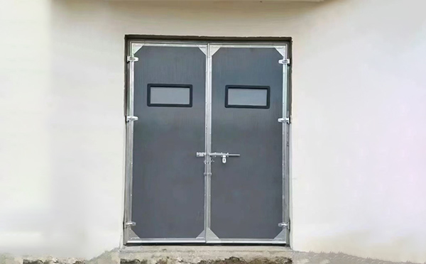 兰州工业门在高温作业区域的运行表现